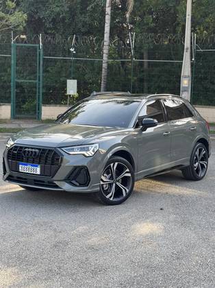AUDI Q3 2.0 40 TFSI GASOLINA PERFORMANCE BLACK PLUS QUATTRO TIPTRONIC